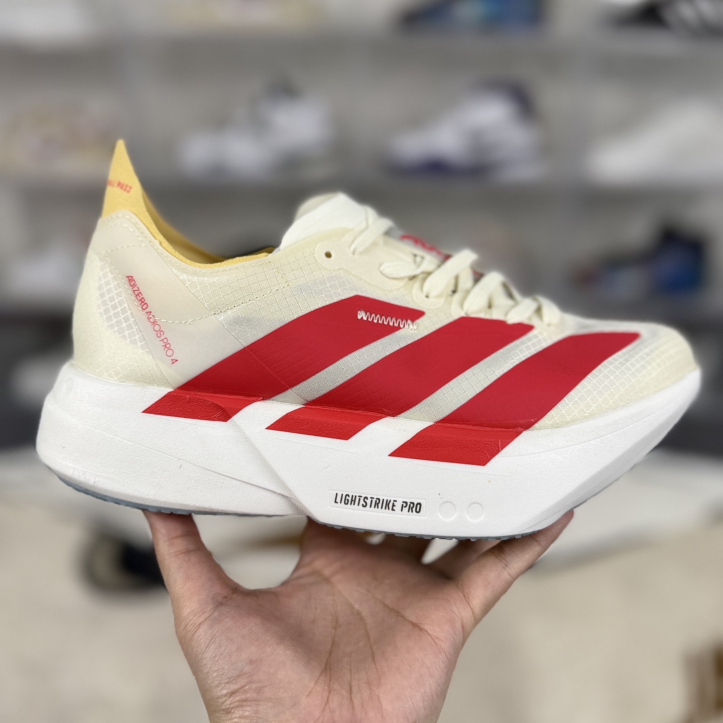 Adidas Adizero Adios Pro 4: Comfortable, Shock-Absorbing, and Wear-Resistant 8 i1743191995548 1159 0 5