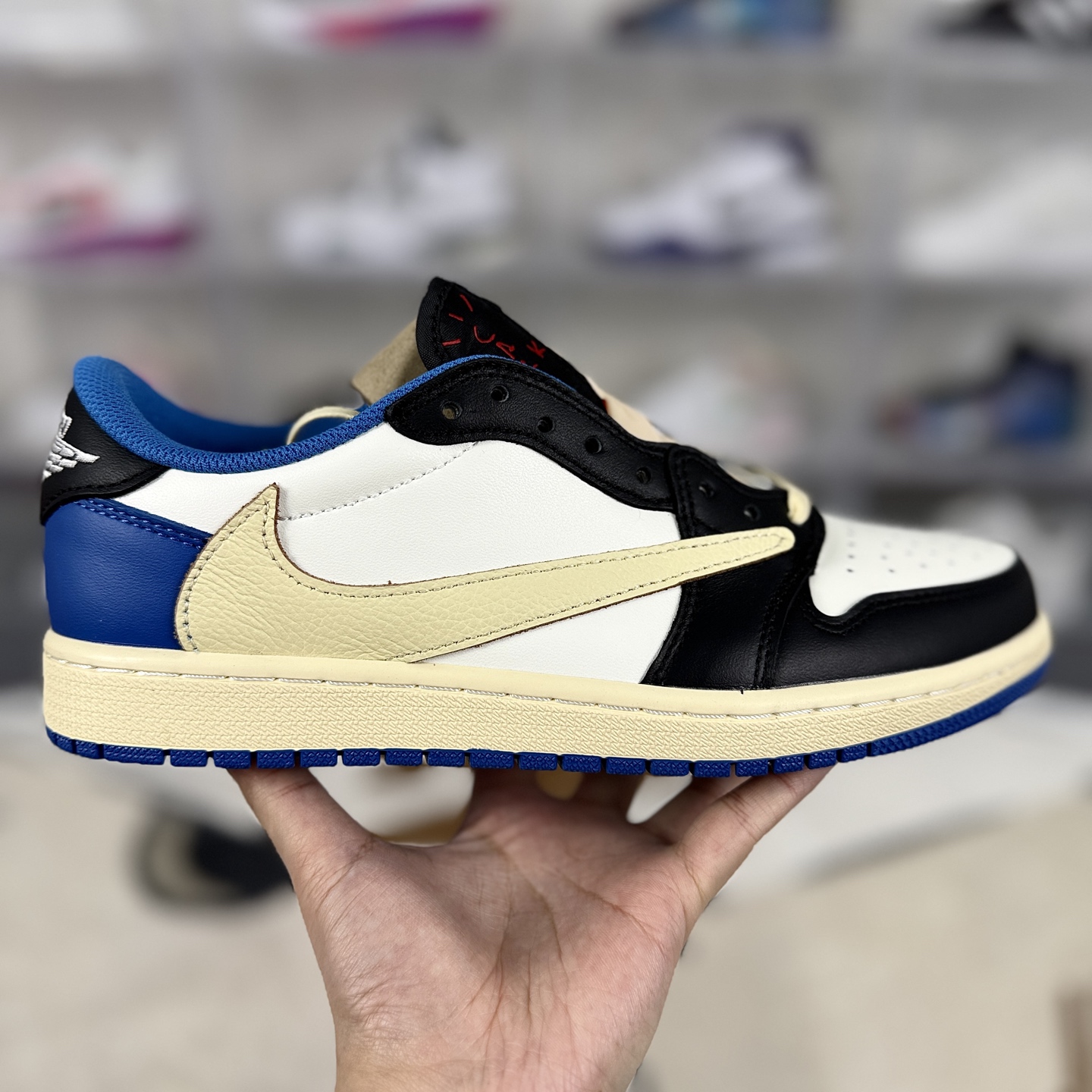 Travis Scott x Fragment Design Air Jordan 1 Low OG SP - White/Blue/Black 7 i1743281388978 2417 0 5