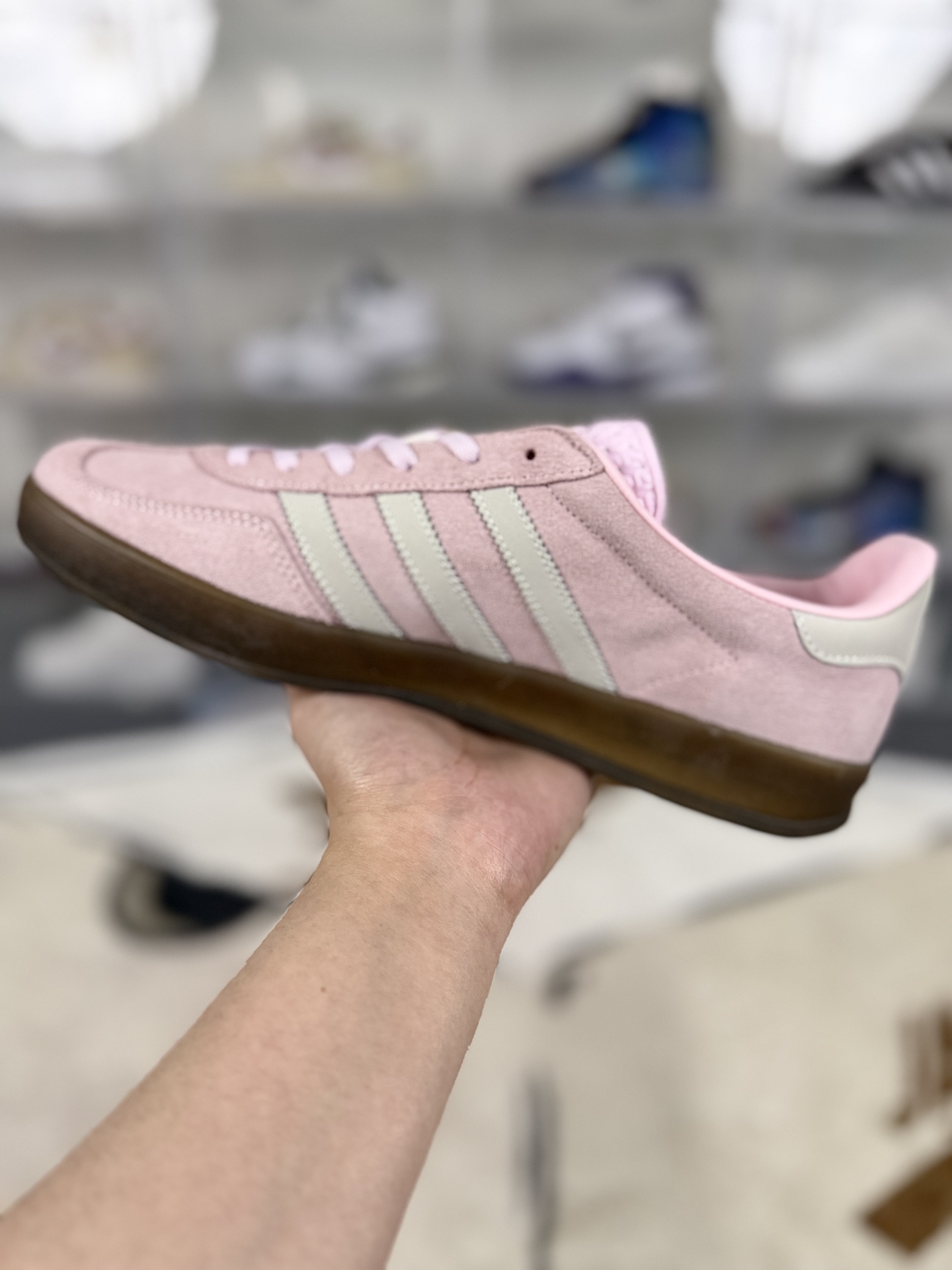 Adidas Originals Gazelle Indoor W Pink Low-Top Sneakers - Comfort & Style 2 i1743281630135 1977 0 1