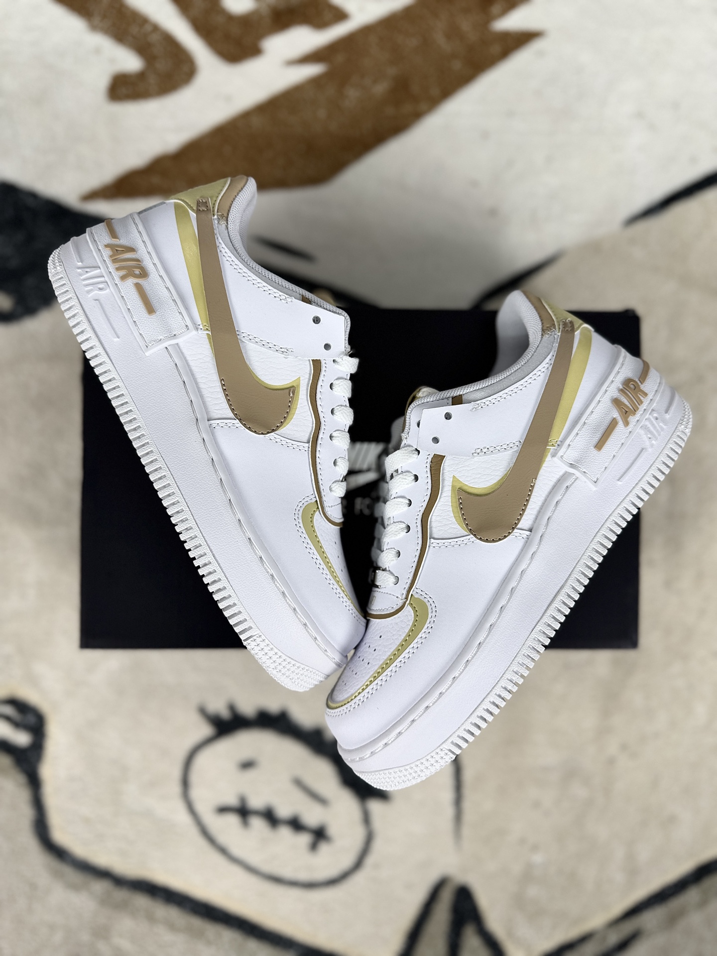 Nike Air Force 1 Shadow Women's Low-Top Sneaker - White/Gold 6 i1743895627009 7205 0 6