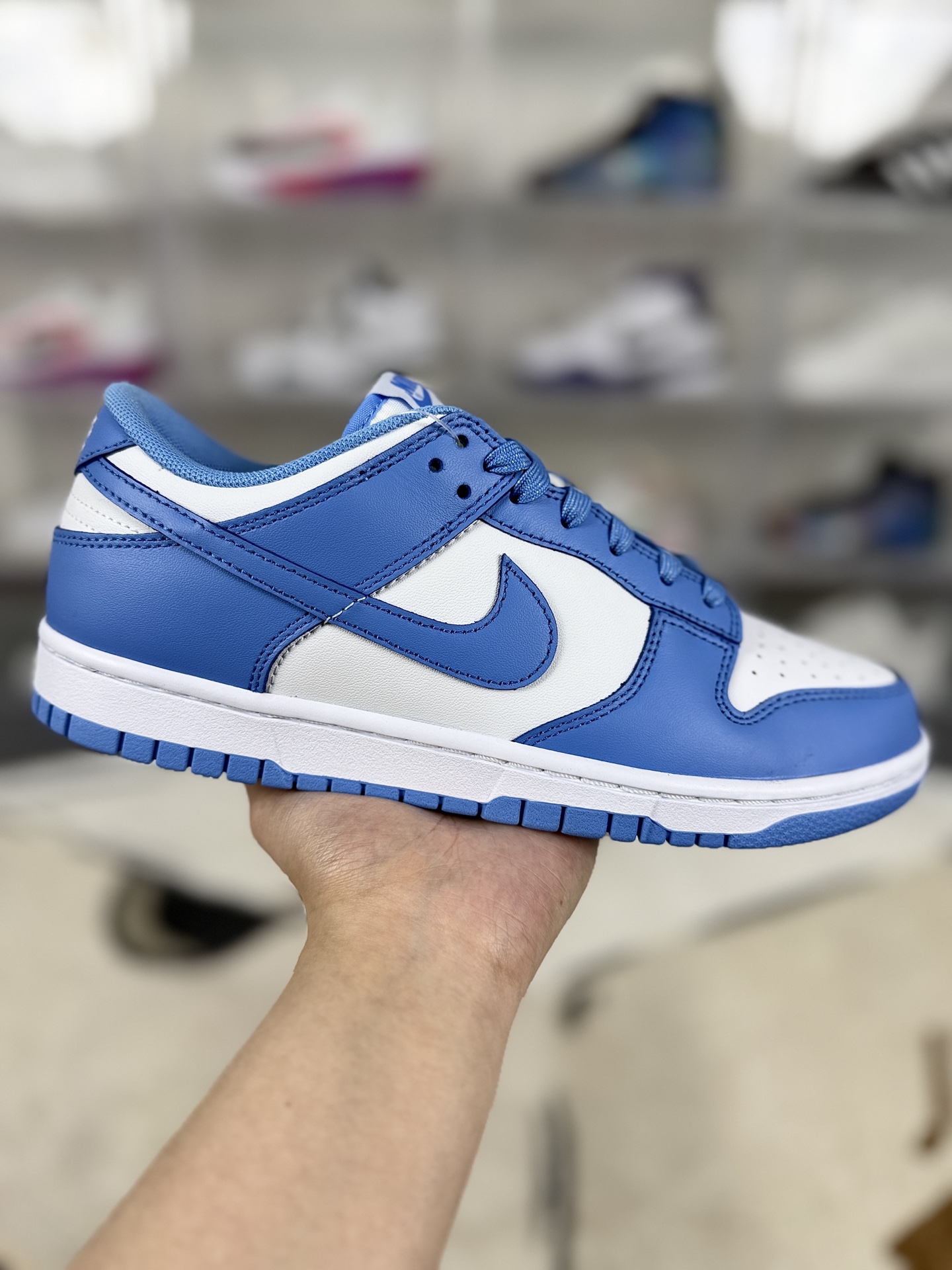 Nike Dunk Low University Blue: Classic Style, Ultimate Comfort, and Durable Design 1 i1743940229061 9270 0 0