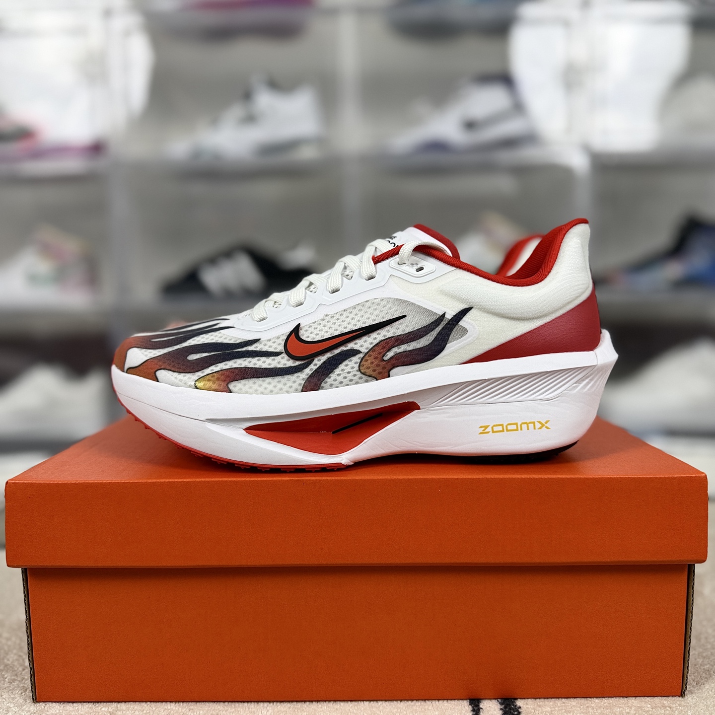 Nike Zoom Fly 6 White/Red Marathon Running Shoes with Carbon Fiber Plate 10 i1743977296382 542 0 8