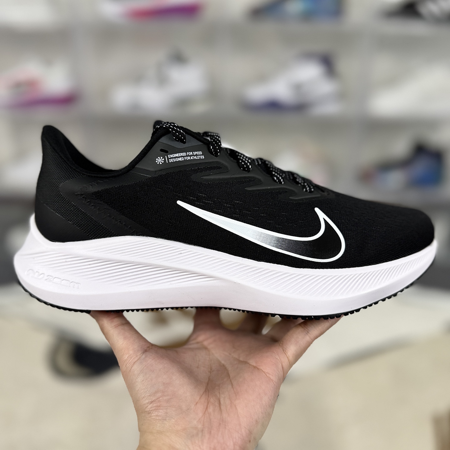 Nike Zoom Winflo 7 Running Shoes - Black and White - Sizes 36-46 8 i1744056507442 5821 0 5