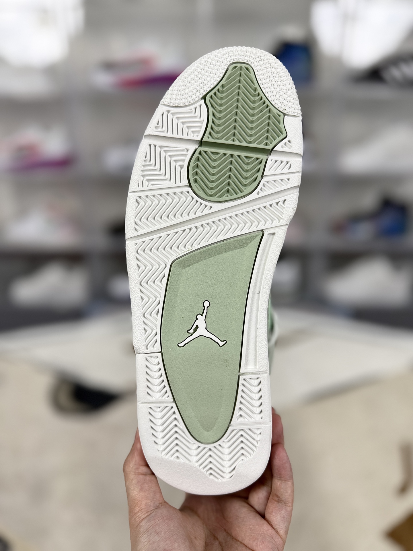 Jordan Air 4 Retro Seafoam: Cushioned, Slip-Resistant, Low-Top Basketball Shoes 7 i1744232928814 4905 0 4