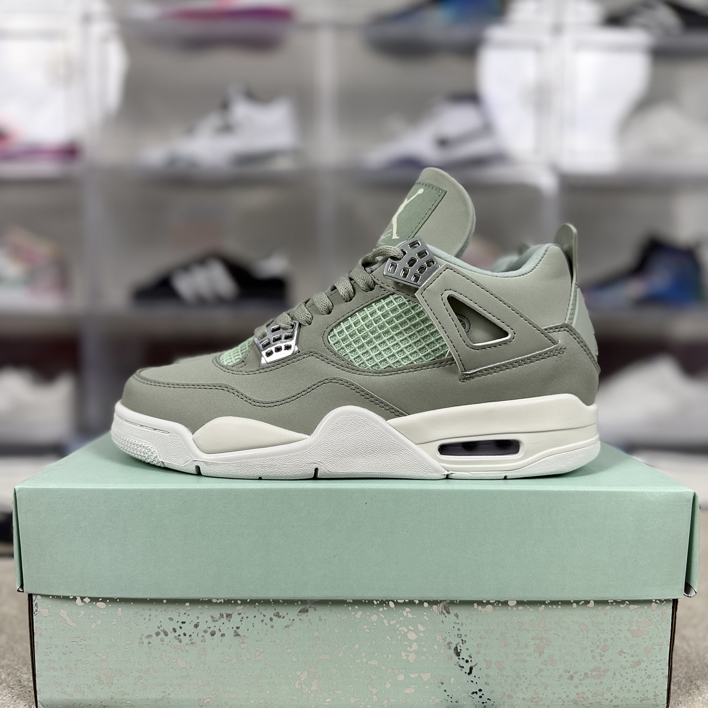 Jordan Air 4 Retro Seafoam: Cushioned, Slip-Resistant, Low-Top Basketball Shoes 10 i1744232931332 7938 0 8