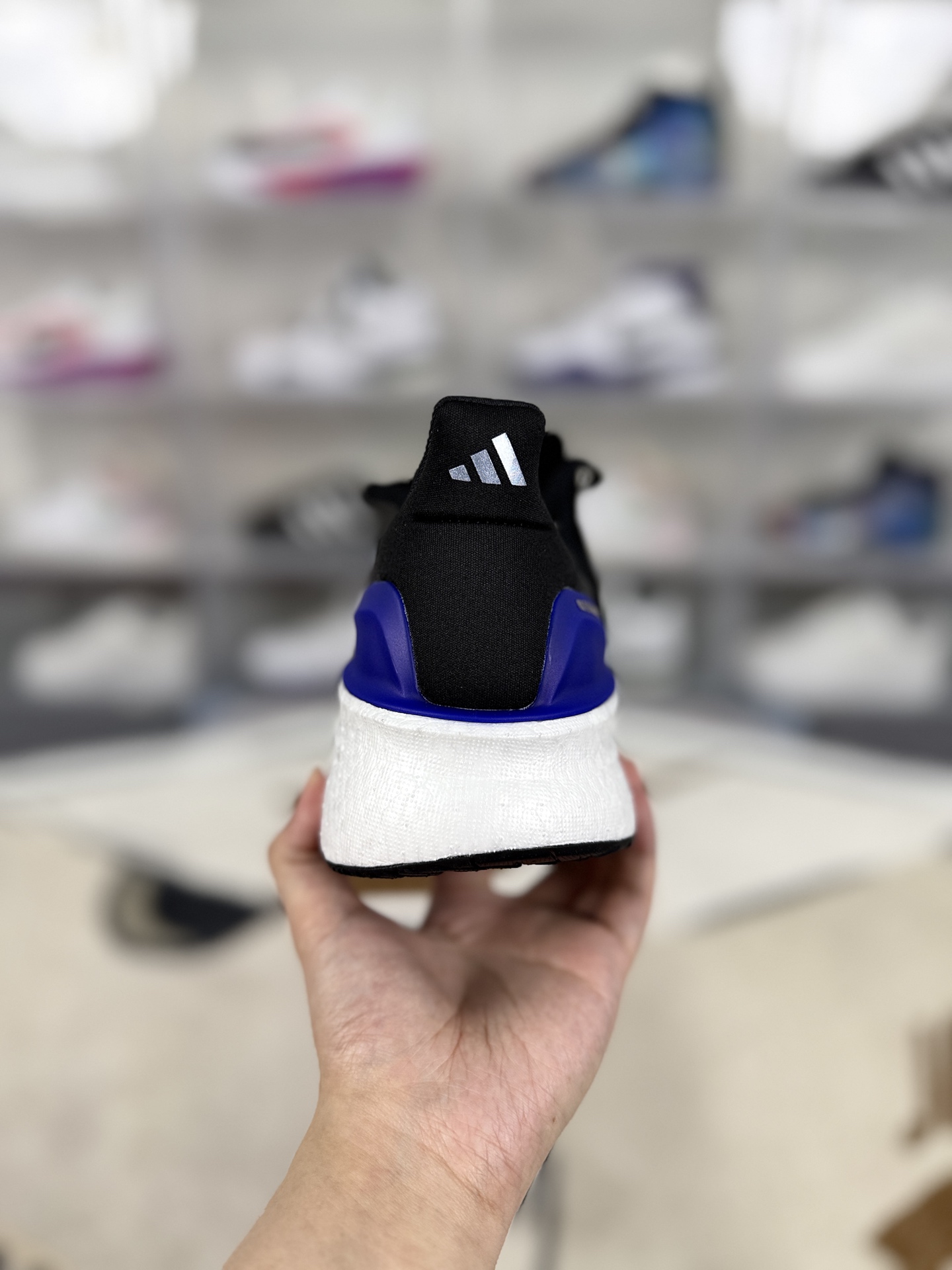 Adidas Ultraboost 5.0 Running Shoes - Black/Blue, Comfortable & Durable 4 i1744409300498 4395 0 2