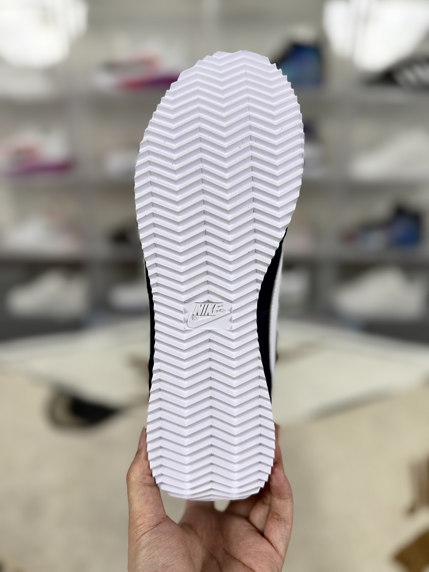 Nike Cortez: Classic Comfort, Stylish Design, Perfect for Everyday Wear 6 i1744409722850 7824 0 4