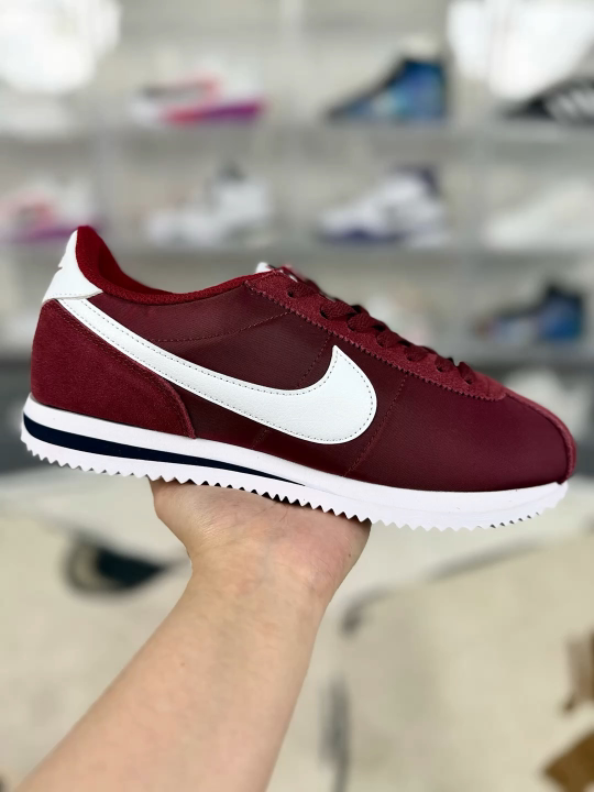 Nike Cortez Classic Burgundy White, Low-Top Running Shoes for Men and Women