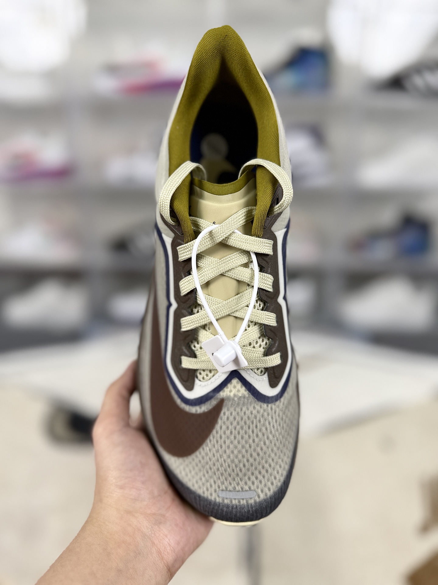 Nike Zoom Fly 6 PRM Running Shoes - Comfort, Durability, and Style 5 i1744580964486 9333 0 3