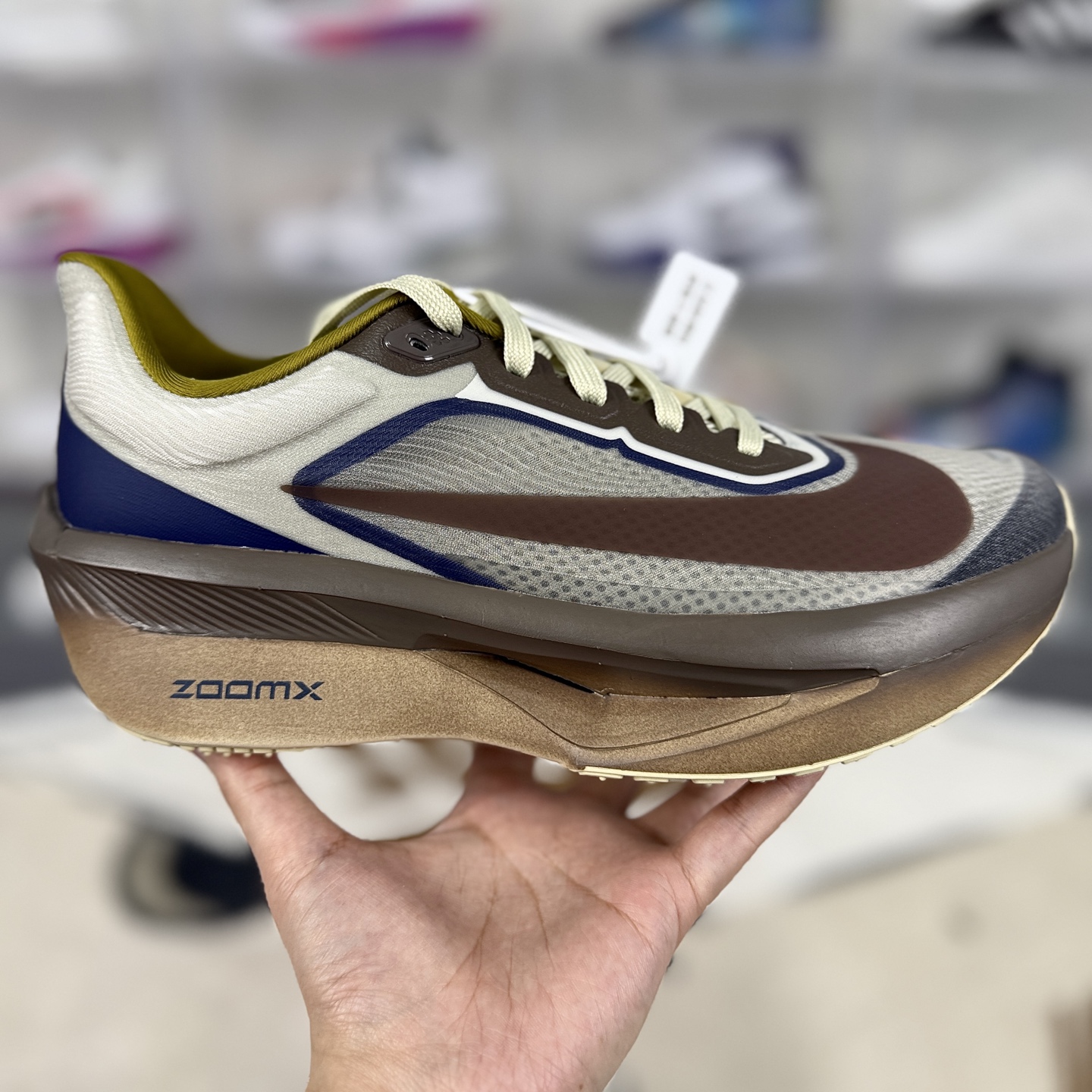 Nike Zoom Fly 6 PRM Running Shoes - Comfort, Durability, and Style 8 i1744580966398 938 0 5