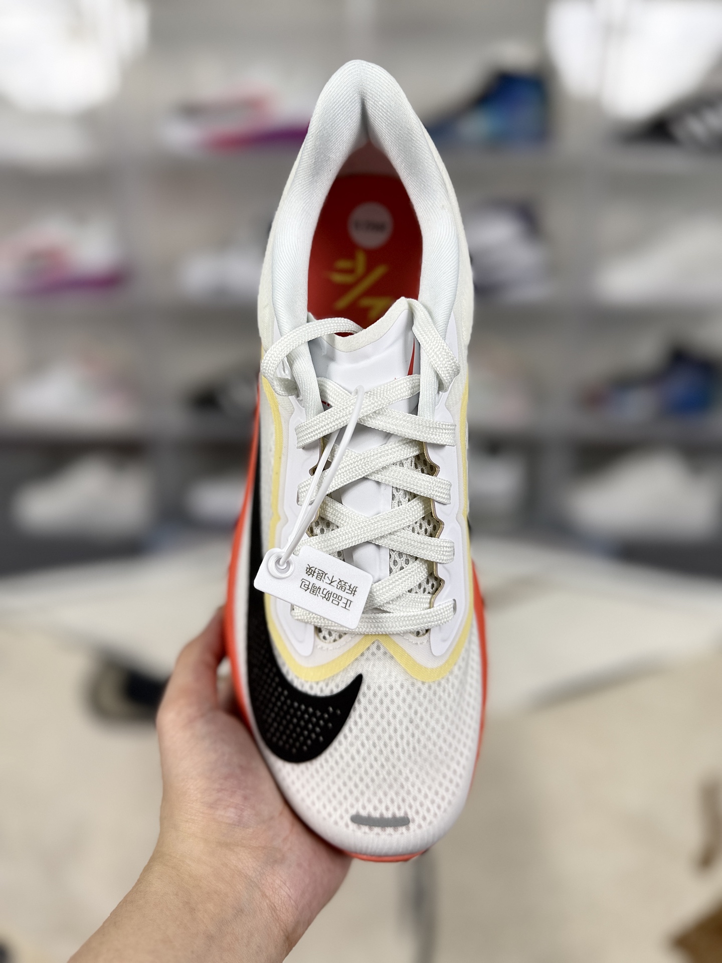 Nike Zoom Fly 6 Running Shoes - Lightweight, Comfortable, and Durable 5 i1745184929480 7970 0 3