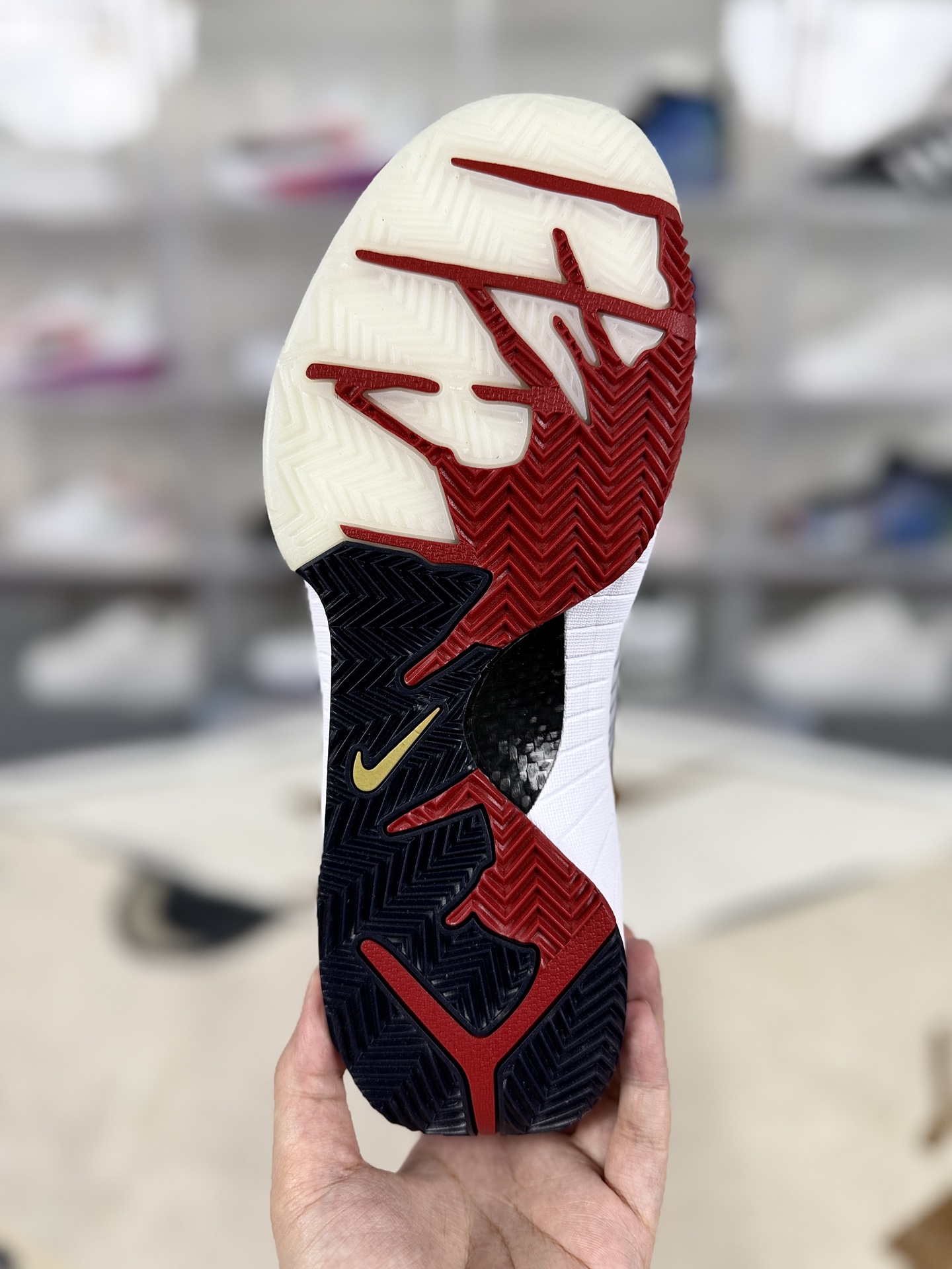 Nike Zoom Kobe 4 Protro "Gold Medal" Basketball Shoes - White, Black, Gold 6 i1745355556912 1365 0 4