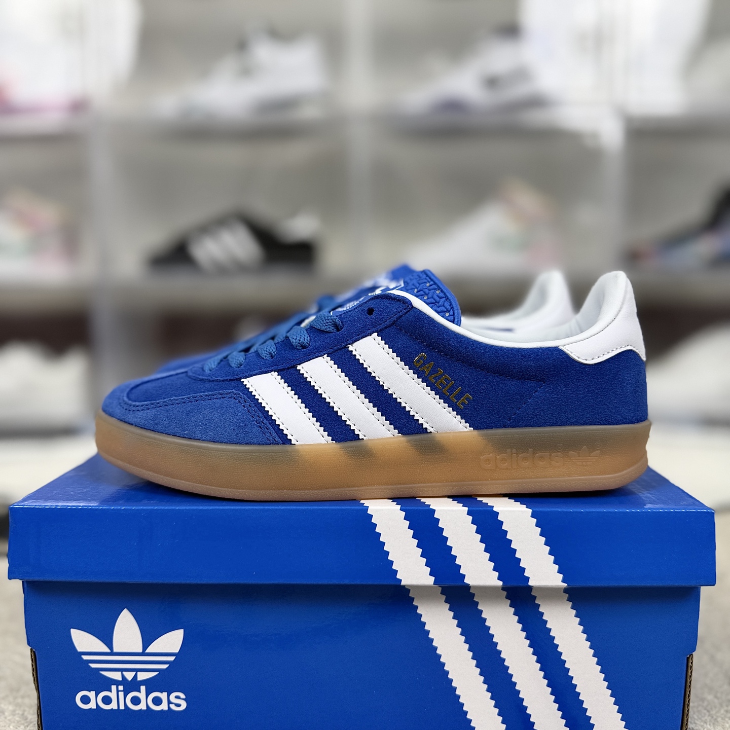 Adidas Originals Gazelle Indoor Blue White, Comfortable and Versatile Sneakers 10 i1745355668484 8865 0 8