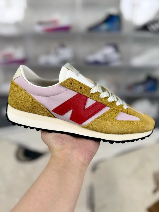 New Balance 471 Retro Running Shoes - Lightweight, Comfortable, and Stylish