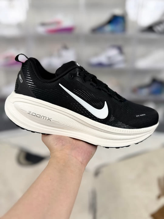 Nike Vomero 18 Running Shoes - Black & White, Comfortable & Durable