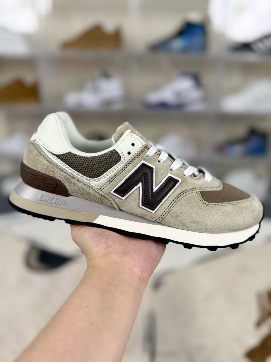 New Balance 574 Classic Suede Sneakers - Comfortable & Durable Shoes