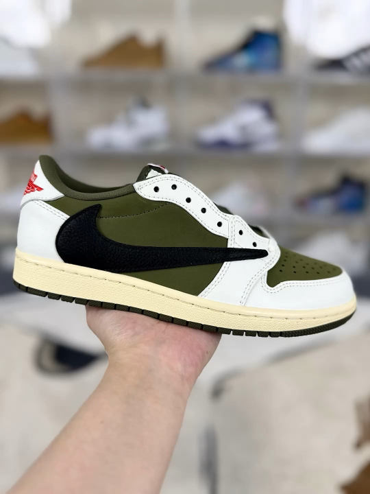Travis Scott x Air Jordan 1 Low OG Medium Olive Sneakers