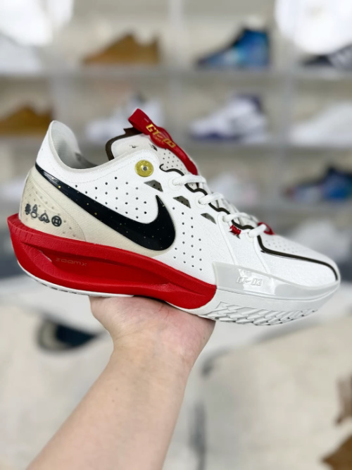 Nike Air Zoom G.T. Cut 3 EP CNY Basketball Shoes - Comfort & Durability 4 Nike Air Zoom G.T. Cut 3 EP CNY Basketball Shoes - Comfort & Durability