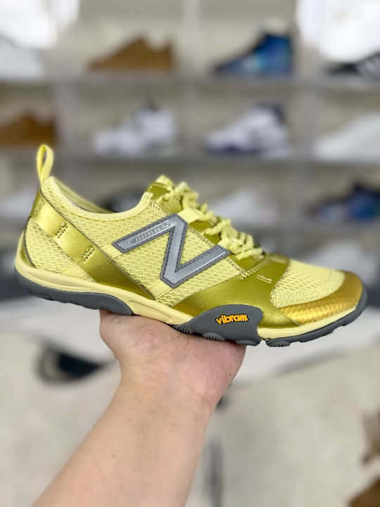 New Balance MT10 Barefoot Running Shoes - Lightweight, Flexible, and Durable