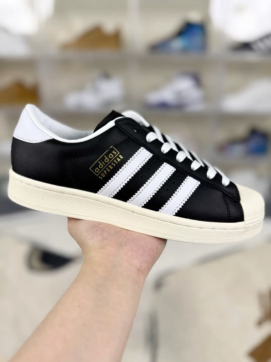 Adidas Originals Superstar Vintage Low Top Sneakers - Black/White