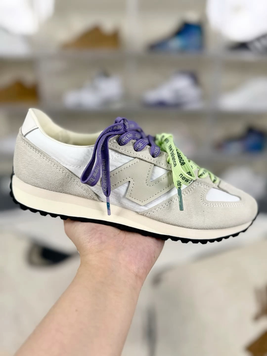 New Balance 471 Retro Running Shoes - Lightweight, Comfortable, and Stylish