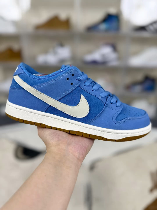 Nike Dunk SB Dunk Low Pro ISO University Blue, Versatile, & Durable