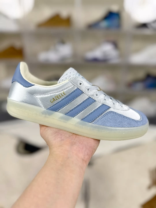 Adidas Originals Gazelle Indoor: Stylish Blue Trainers for Men & Women