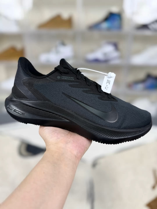 Nike Zoom Winflo 7 Running Shoes - Men's Black AIRZOOM Training Sneakers