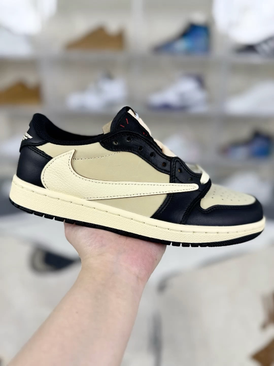 Travis Scott x Air Jordan 1 Low 'Reverse Mocha' Basketball Shoes