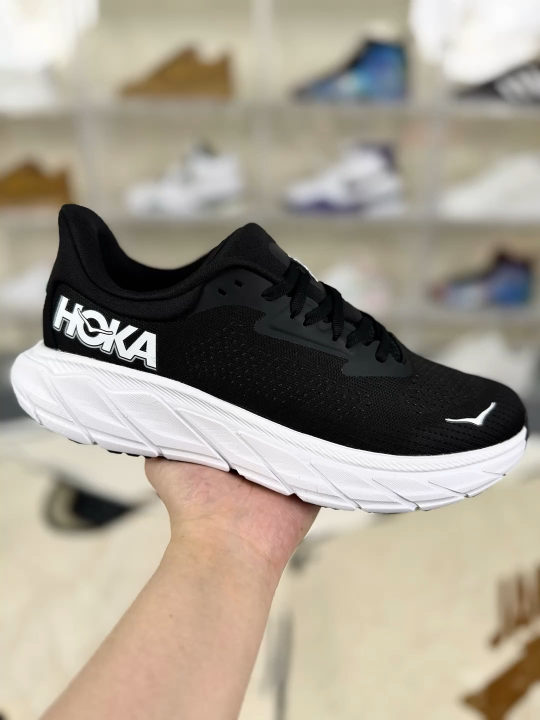 Hoka One One Arahi 7 Running Shoes - Black and White - Ultimate Comfort