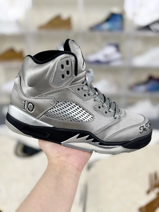 Air Jordan 5 Retro Wings Basketball Shoes - Medium Grey/Black 1 i1752859809057 2482 0 0