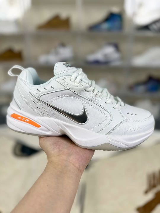 Nike Air Monarch IV Snow Day Leather Low-Top Sneakers - White/Silver