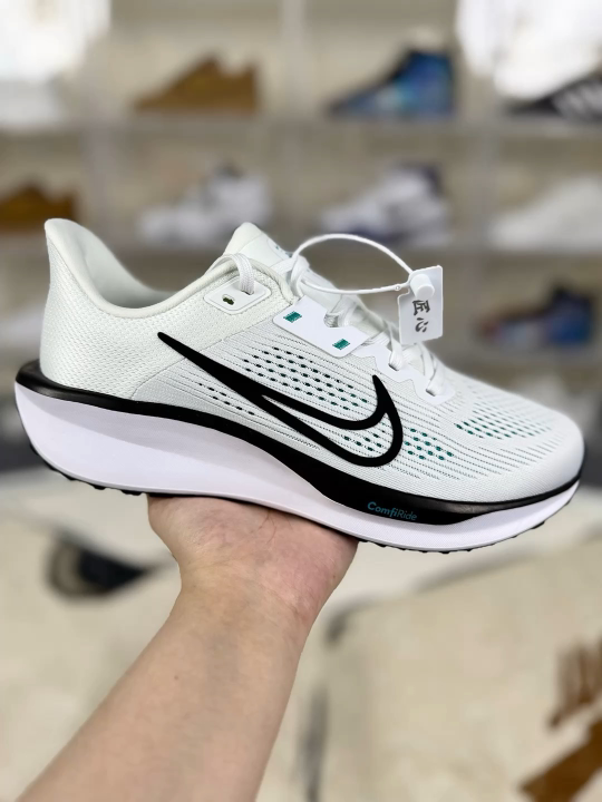 Nike Quest 6 White/Black Running Shoes - Comfortable, Responsive, and Breathable