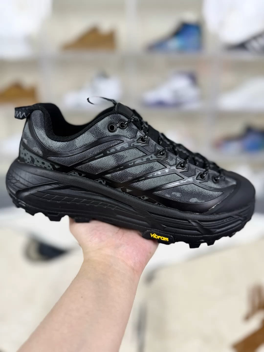 Hoka One One Mafate Three 2 TS - Comfortable, Anti-Slip Trail Running Shoes