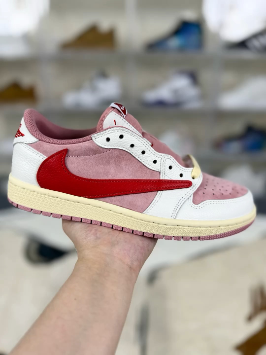 Travis Scott x Air Jordan 1 Low Pink Valentine's Day Sneakers 1 Travis Scott x Air Jordan 1 Low Pink Valentine's Day Sneakers