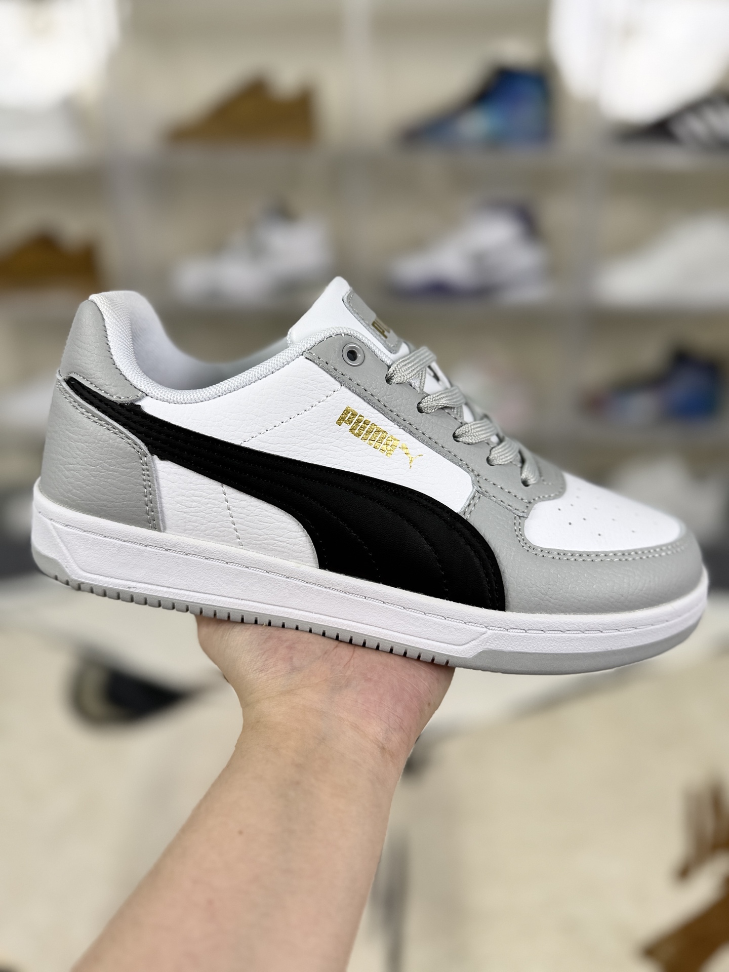 Puma Caven 2.0 Low-Top Sneakers - Durable, Comfortable, and Stylish 2 i1755885920093 3737 0 0