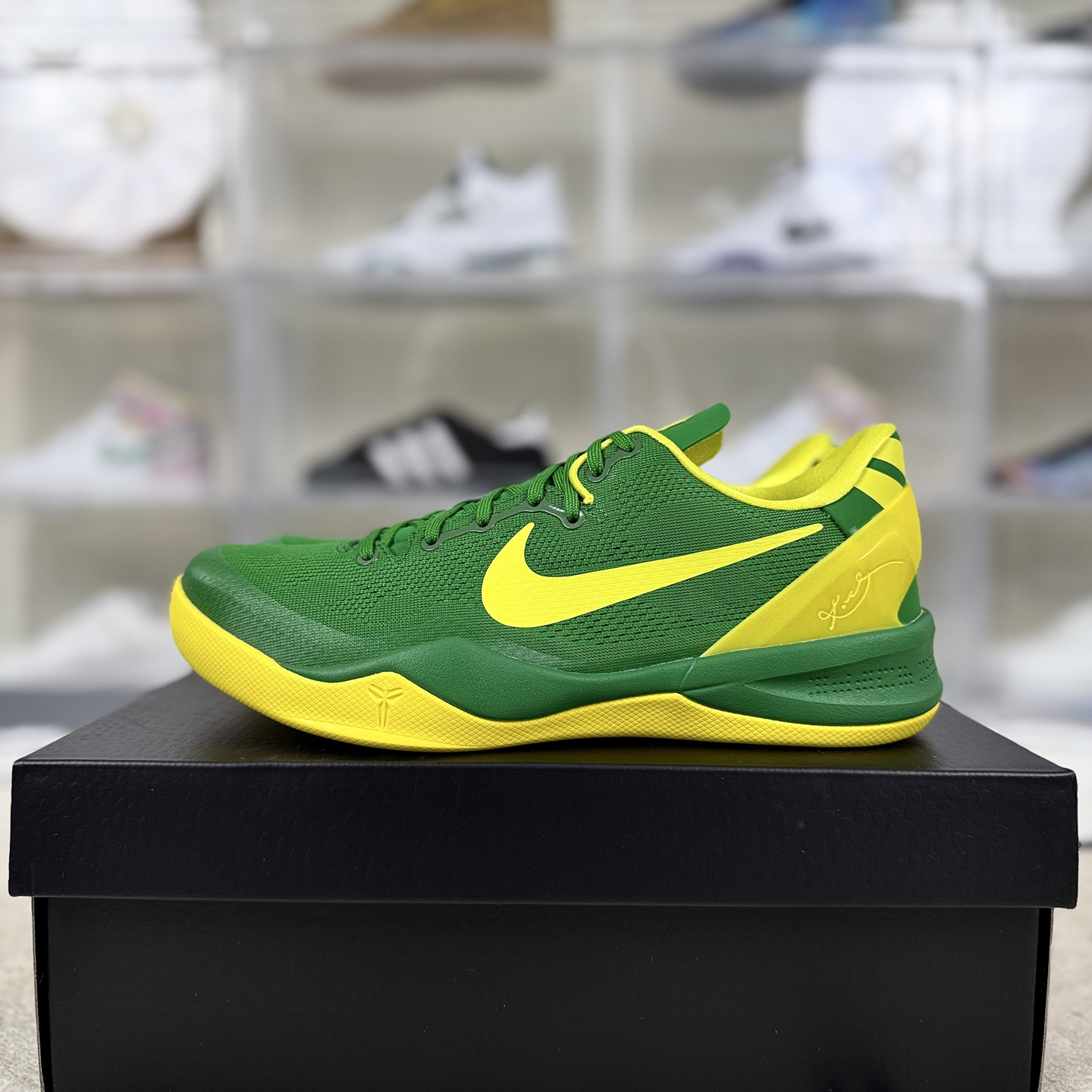 Nike Kobe 8 Oregon Ducks PE Basketball Shoes - Green/Yellow - Size 40-48.5 9 i1755886168227 8038 0 8