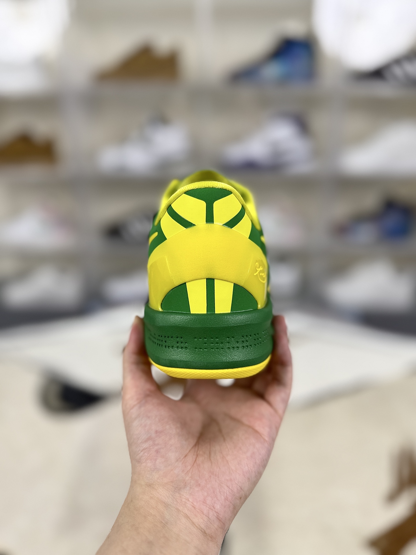 Nike Kobe 8 Oregon Ducks PE Basketball Shoes - Green/Yellow - Size 40-48.5 3 i1755886169737 3775 0 2