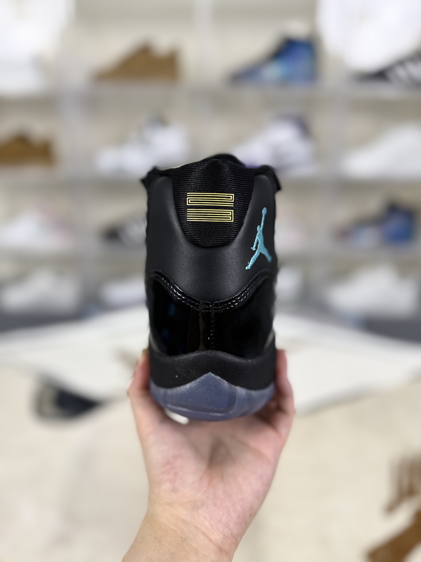 Air Jordan 11 Gamma Blue: Iconic Style, Superior Performance Basketball Shoes 4 i1755975416796 8427 0 2