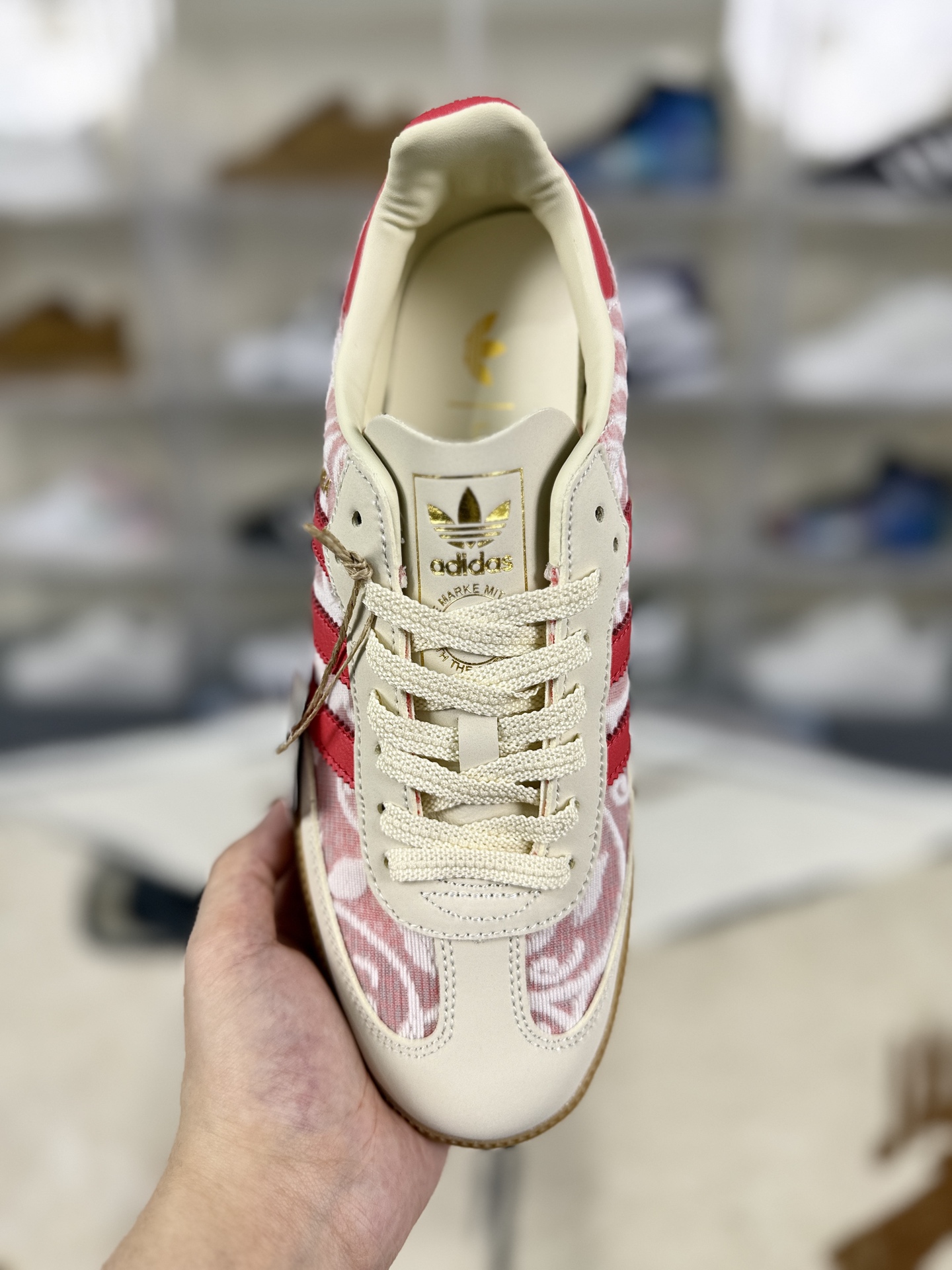 Adidas Originals Samba Low-Top Sneakers - White/Pink, Unisex Design 4 i1755975451068 8259 0 3