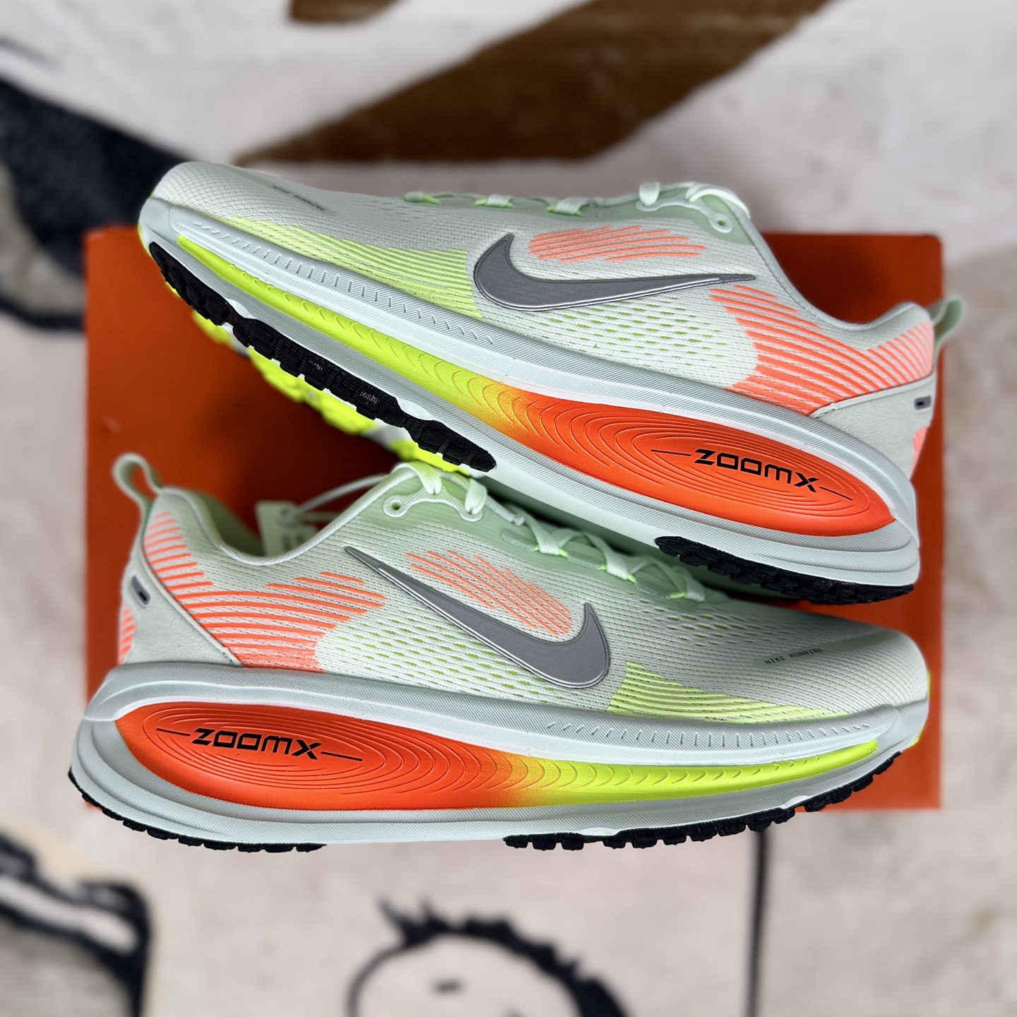 Nike Vomero 18: Ultimate Comfort, Lightweight, Breathable Running Shoes 9 i1756062963645 2862 0 7