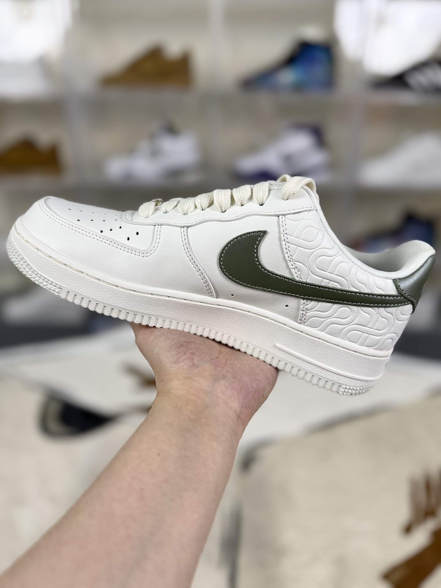 Nike Air Force 1 CNY 'Year of the Snake' Low-Top Sneakers - White 3 i1756316551464 1070 0 1