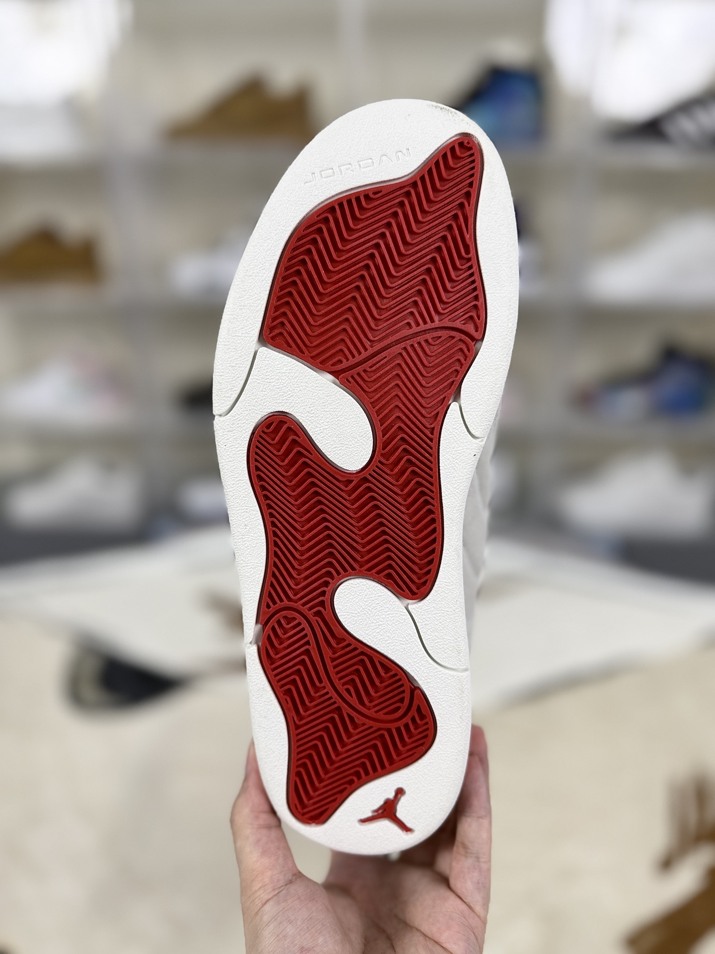 Jordan Session Low-Top Sneakers - Comfortable, Stylish, and Durable for Everyday Wear 19 i1756405236484 5526 0 4