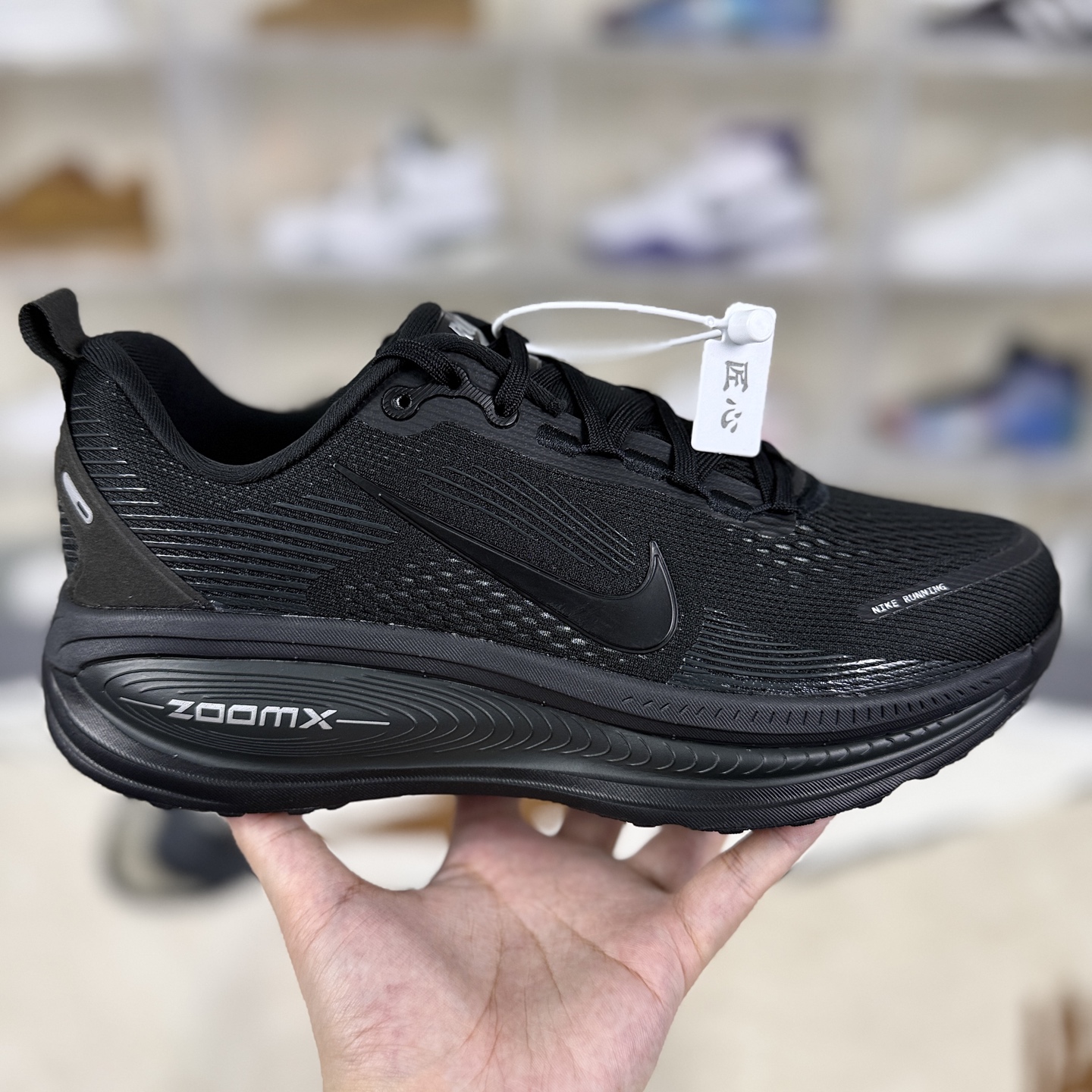 Nike Vomero 18 Black Running Shoes - Ultimate Comfort & Performance 8 i1756573303071 6948 0 5