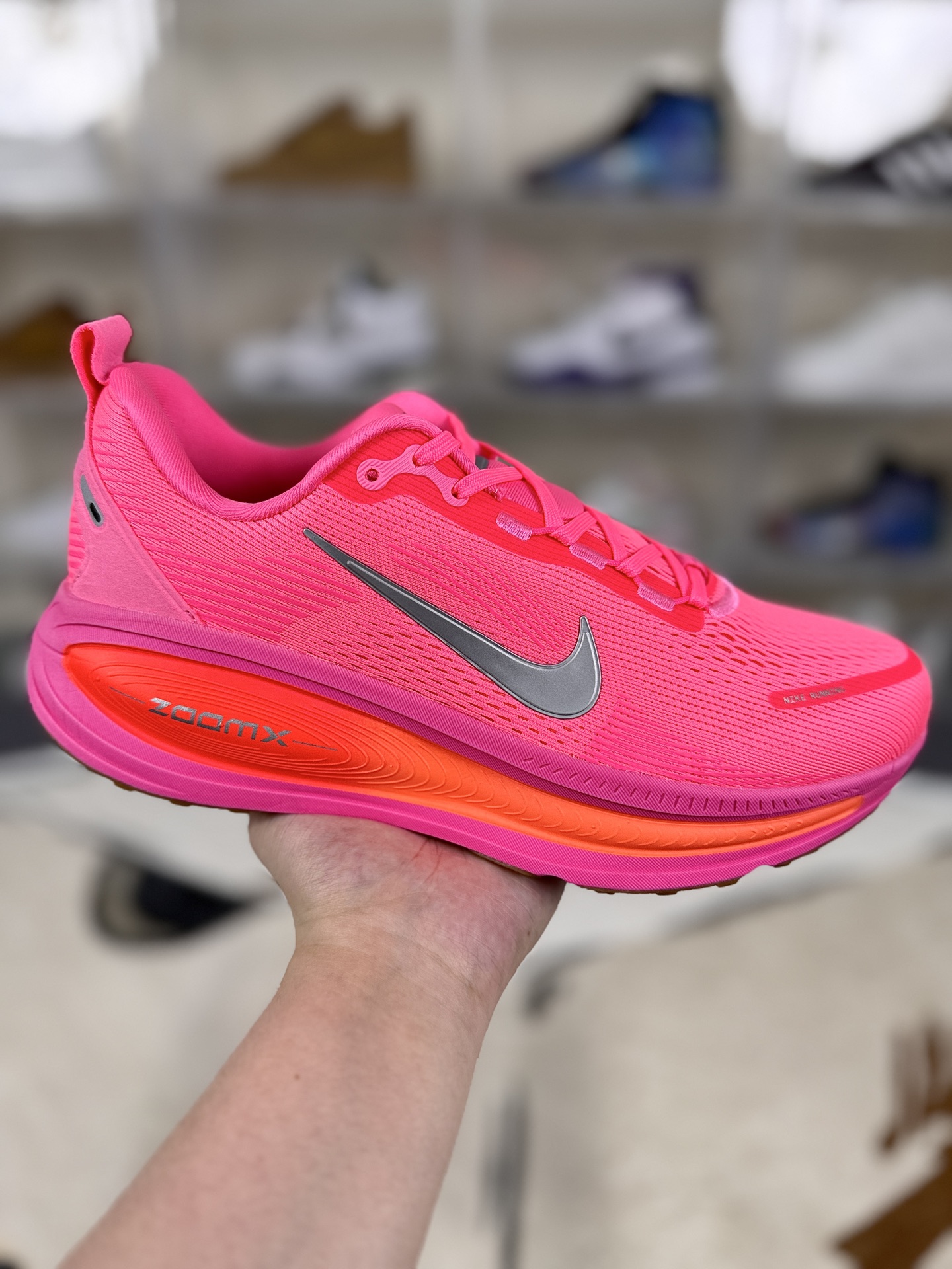 Nike Vomero 18: Comfortable, Durable, and Stylish Running Shoes for Men and Women 1 i1756573329237 1979 0 0