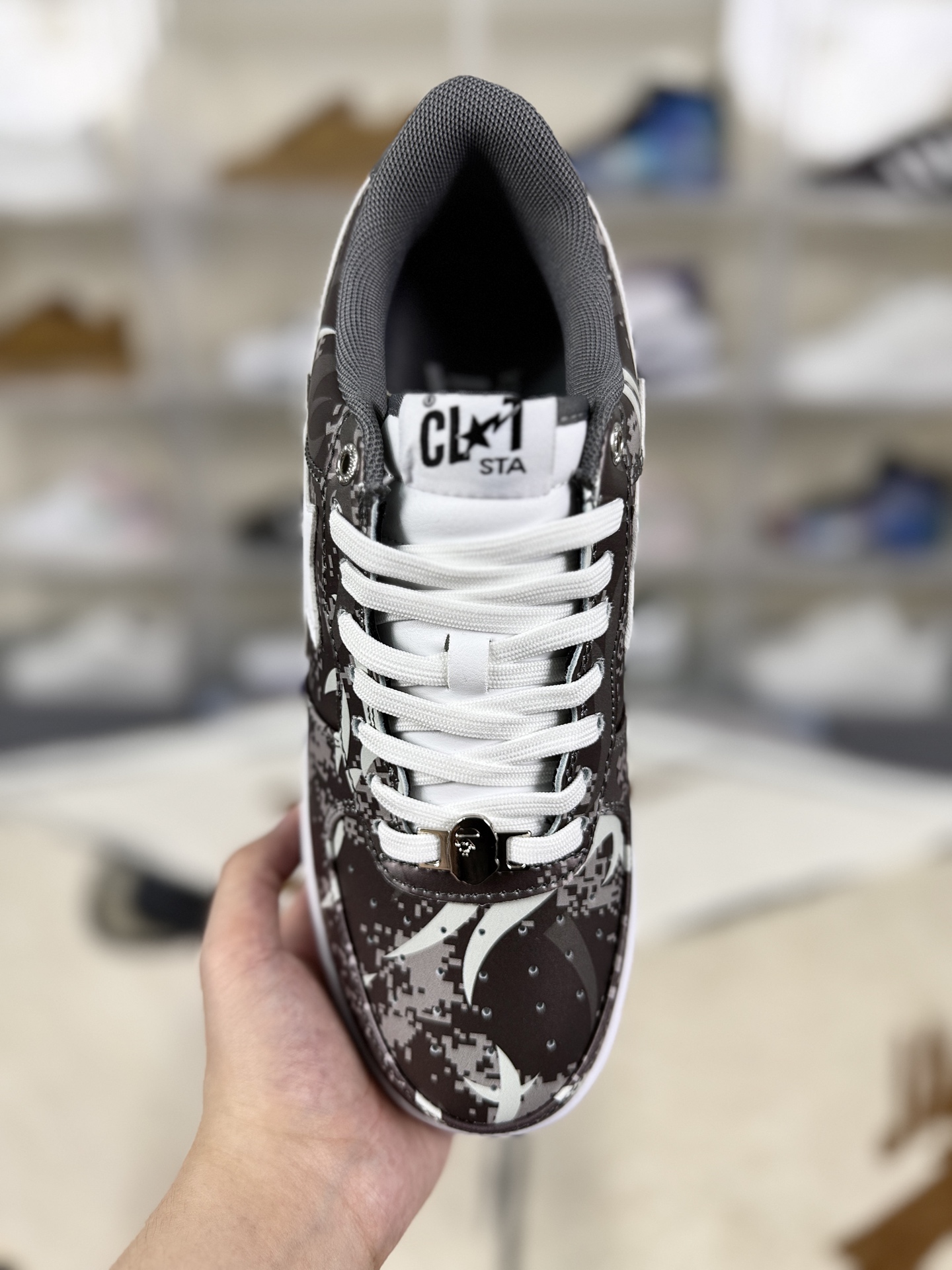 A Bathing Ape BAPE STA EGRA CAMO Leather Low-Top Sneakers - Unisex 5 i1756573373042 6142 0 3