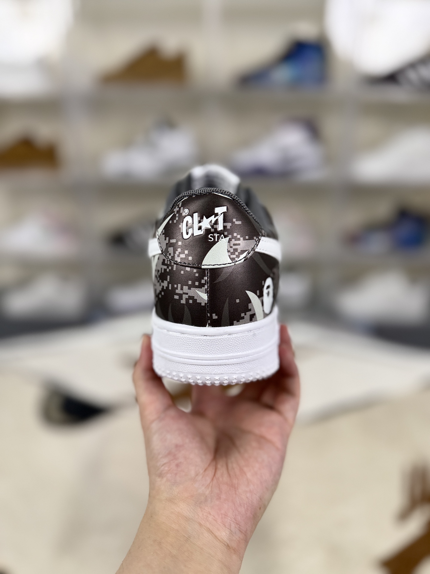A Bathing Ape BAPE STA EGRA CAMO Leather Low-Top Sneakers - Unisex 4 i1756573373119 421 0 2