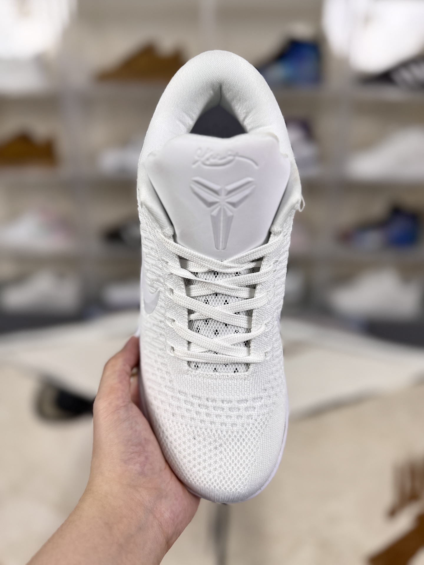 Nike Kobe 9 Elite Low Protro "Halo" Basketball Shoes - White/Carbon Fiber 5 i1756662830514 4843 0 3