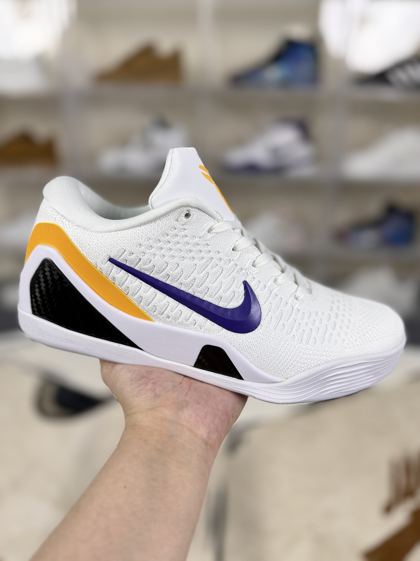 Nike Kobe 9 Elite Low Protro: White/Purple Basketball Shoes with Cushioning 1 i1756662881911 2828 0 0