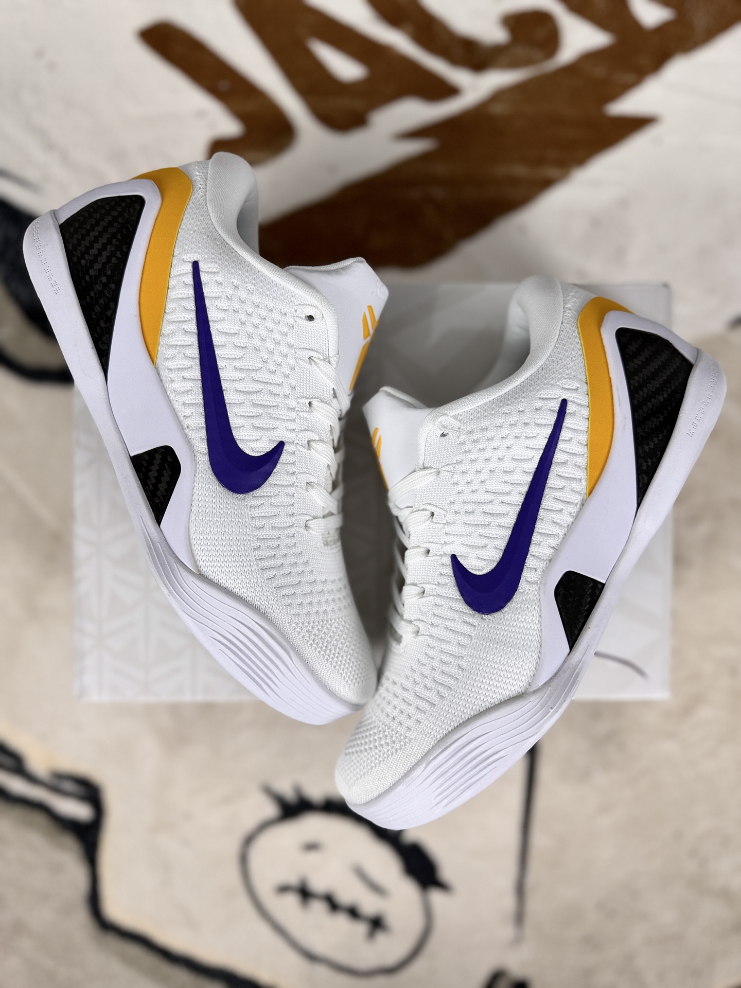 Nike Kobe 9 Elite Low Protro: White/Purple Basketball Shoes with Cushioning 5 i1756662883528 2371 0 6